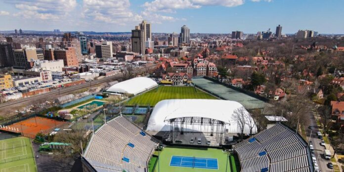 ¡padel-y-pickleball-se-unen-en-el-iconico-westside-tennis-club-de-nueva-york-con-la-primera-pista-dual-en-estados-unidos!